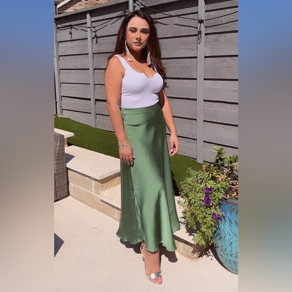 NWT - The Way You Move Skirt